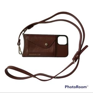 Bandolier Donna Crossbody for iPhone 11